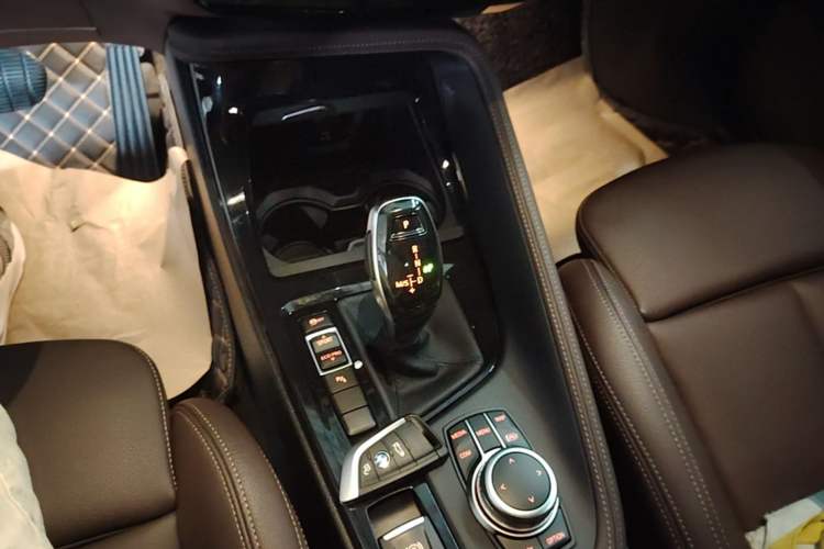 Used BMW X2 2023 sDrive25i M Sport Night Edition Gear Lever