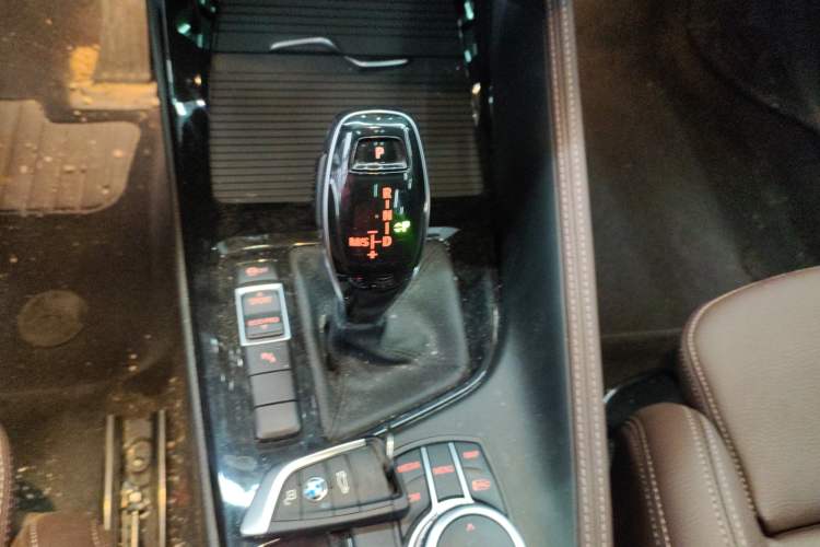 Used BMW X2 2023 sDrive25i M Sport Night Edition Gear Lever
