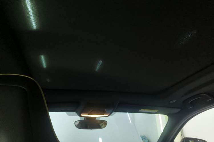 Used BMW X2 2023 sDrive 25i Shining Edition Headliner
