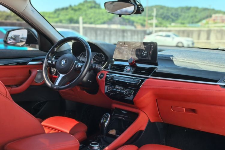 Used BMW X2 2023 sDrive25i M Sport Night Edition Interior 2
