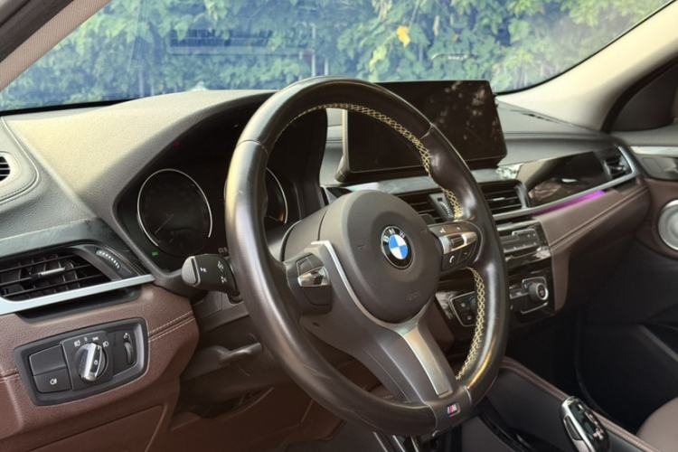 Used BMW X2 2023 sDrive25i M Sport Night Edition Interior 4