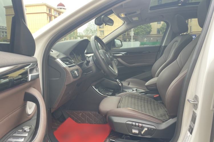 Used BMW X2 2023 sDrive25i M Sport Night Edition Interior 6