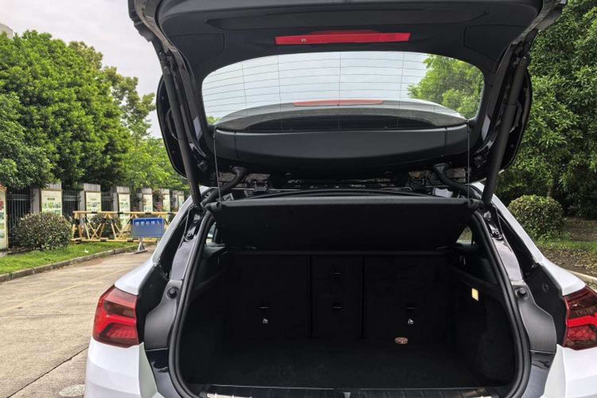 Used BMW X2 2023 sDrive 25i Shining Edition Interior 7