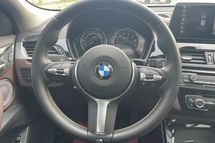 Used BMW X2 2023 sDrive25i M Sport Night Edition Interior 7