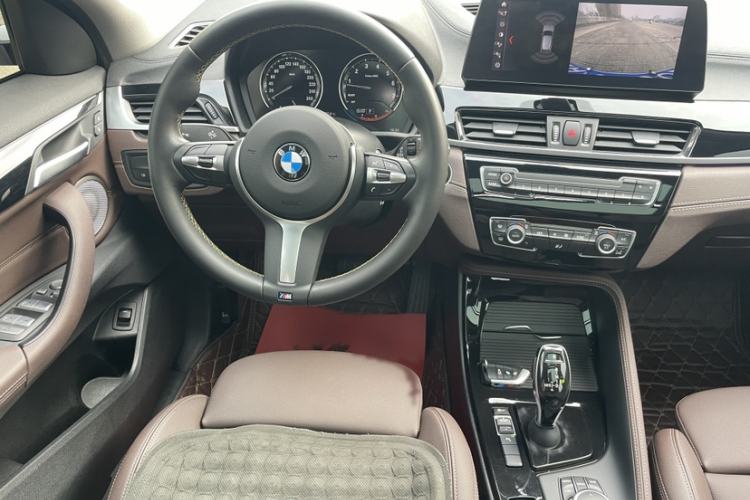 Used BMW X2 2023 sDrive25i M Sport Night Edition Interior 8
