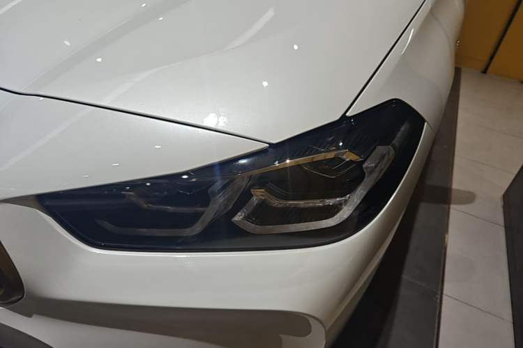 Used BMW X2 2023 xDrive 25i Shining Edition Left Front Headlight