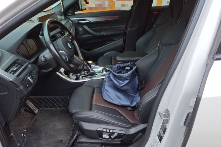 Used BMW X2 2023 sDrive 25i Shining Edition Left Front Seat