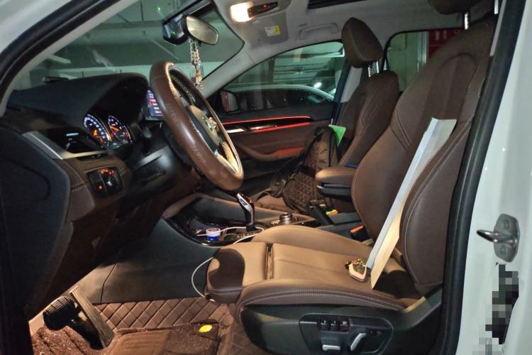 Used BMW X2 2023 sDrive25i M Sport Night Edition Left Front Seat