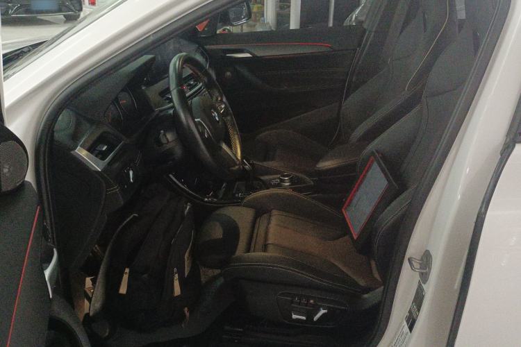 Used BMW X2 2023 sDrive 25i Shining Edition Left Front Seat
