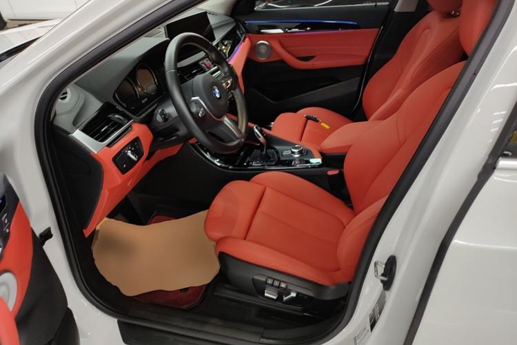 Used BMW X2 2023 sDrive25i M Sport Package Left Front Seat