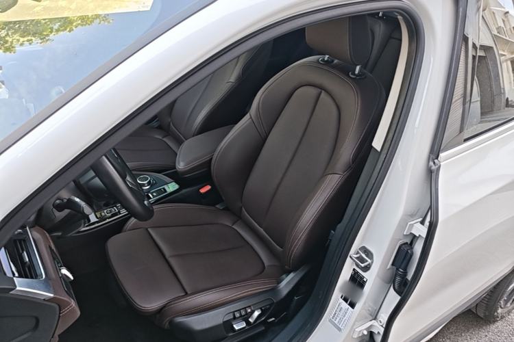 Used BMW X2 2023 sDrive25i M Sport Package Left Front Seat