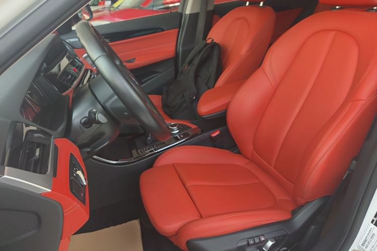 Used BMW X2 2023 sDrive25i M Sport Package Left Front Seat