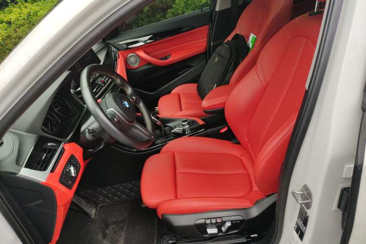 Used BMW X2 2023 sDrive25i M Sport Package Left Front Seat