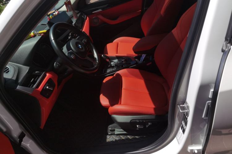 Used BMW X2 2023 sDrive25i M Sport Night Edition Left Front Seat