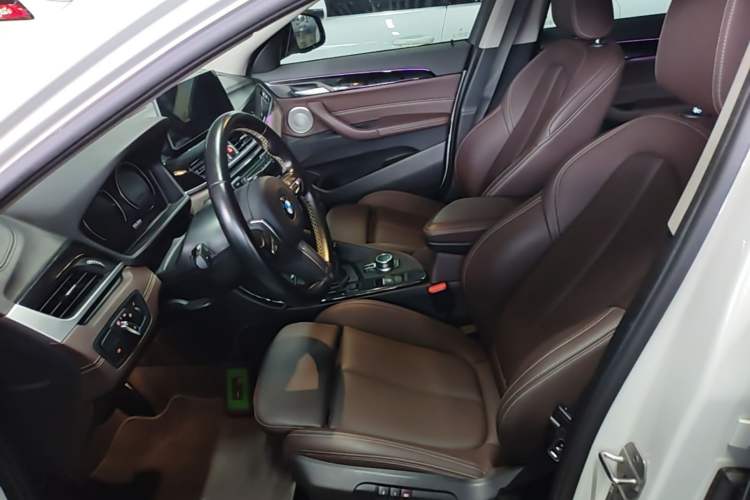 Used BMW X2 2023 sDrive25i M Sport Night Edition Left Front Seat