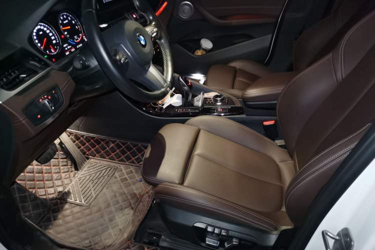 Used BMW X2 2023 sDrive25i M Sport Night Edition Left Front Seat