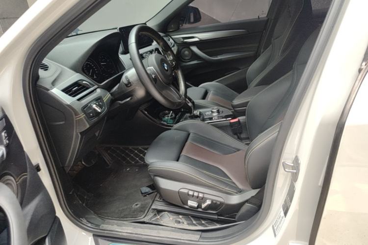 Used BMW X2 2023 sDrive 25i Shining Edition Left Front Seat