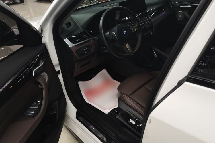 Used BMW X2 2023 sDrive25i M Sport Night Edition Left Front Seat