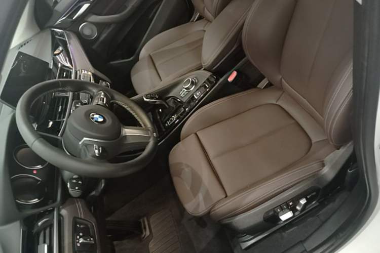 Used BMW X2 2023 sDrive25i M Sport Night Edition Left Front Seat