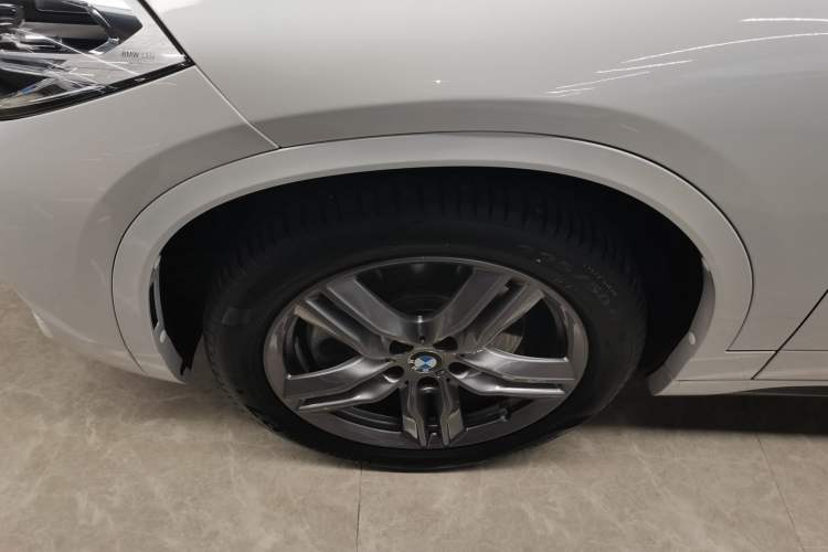 Used BMW X2 2023 sDrive25i M Sport Night Edition Left Front Wheel Hub