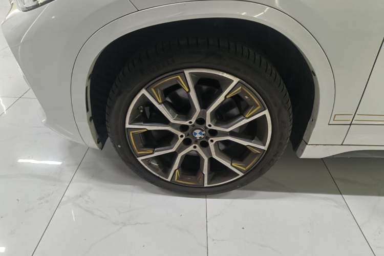 Used BMW X2 2023 sDrive 25i Shining Edition Left Front Wheel Hub