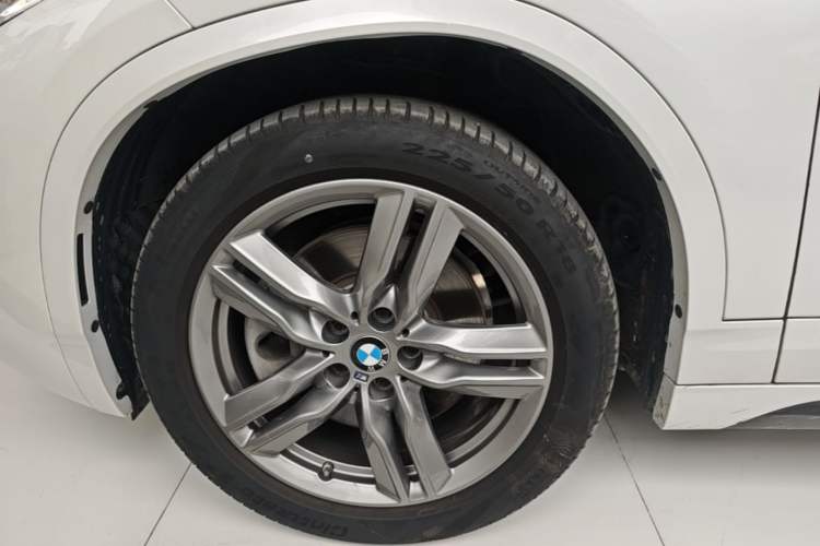 Used BMW X2 2023 sDrive25i M Sport Night Edition Left Front Wheel Hub