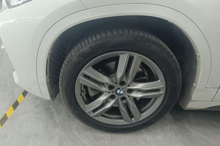 Used BMW X2 2023 sDrive25i M Sport Night Edition Left Front Wheel Hub