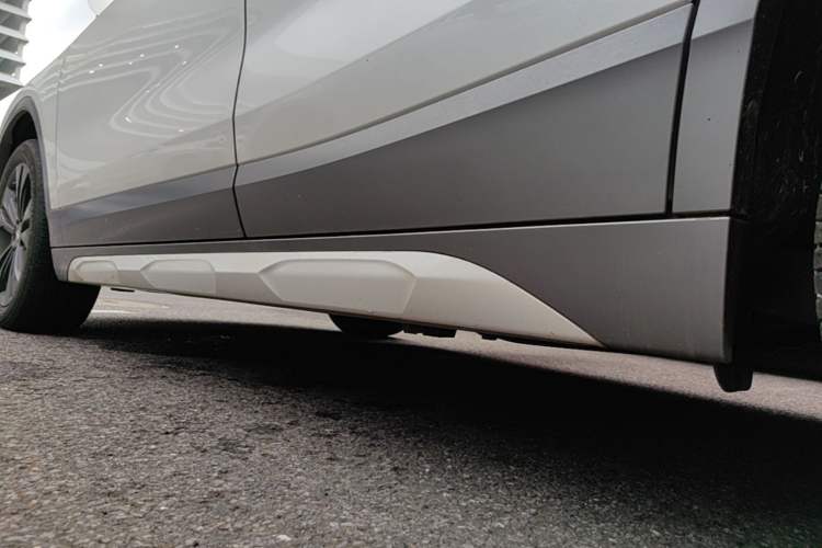 Used BMW X2 2023 sDrive25i M Sport Package Left Side Sill