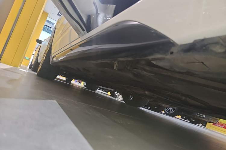 Used BMW X2 2023 xDrive 25i Shining Edition Left Side Sill