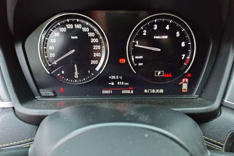 Used BMW X2 2023 sDrive 25i Shining Edition Odometer Close Up