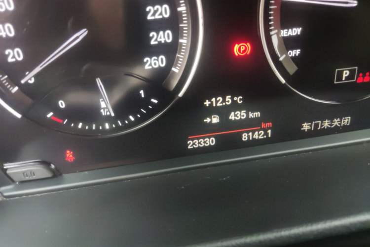 Used BMW X2 2023 sDrive25i M Sport Night Edition Odometer Close Up
