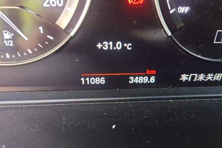 Used BMW X2 2023 sDrive25i M Sport Night Edition Odometer Close Up