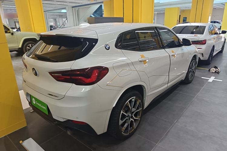 Used BMW X2 2023 xDrive 25i Shining Edition Rear Right 45 Deg