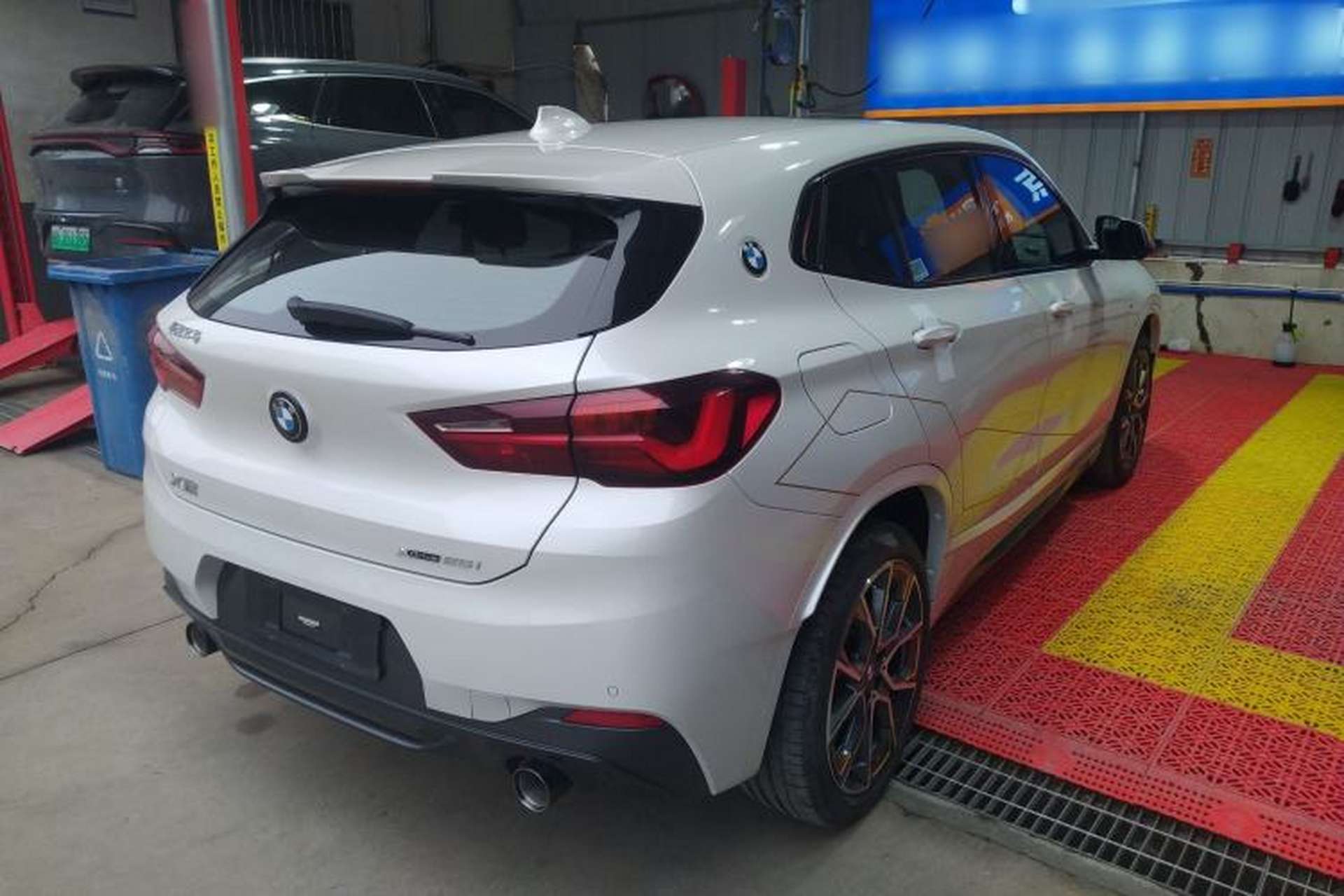 Used BMW X2 2023 xDrive 25i Shining Edition Rear Right 45 Deg