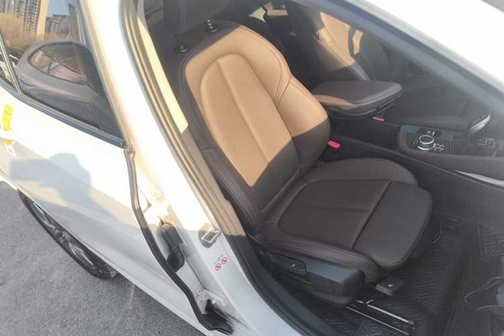 Used BMW X2 2023 sDrive25i M Sport Night Edition Right Front Seat