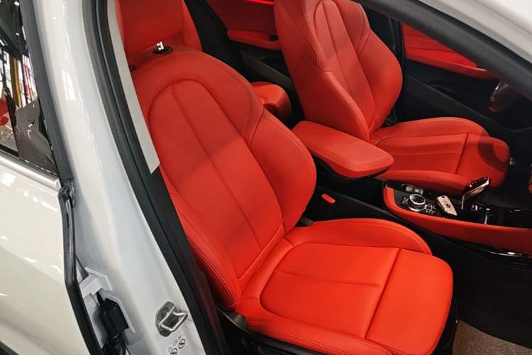 Used BMW X2 2023 sDrive25i M Sport Package Right Front Seat