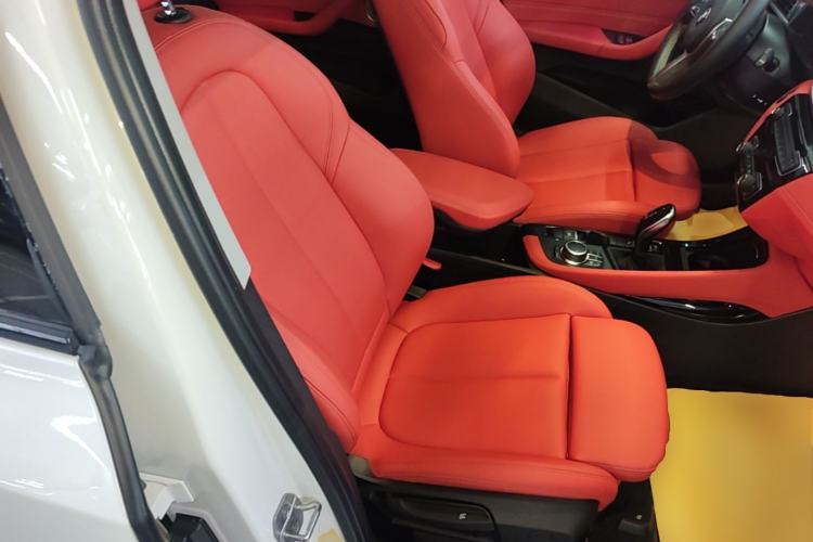 Used BMW X2 2023 sDrive25i M Sport Night Edition Right Front Seat