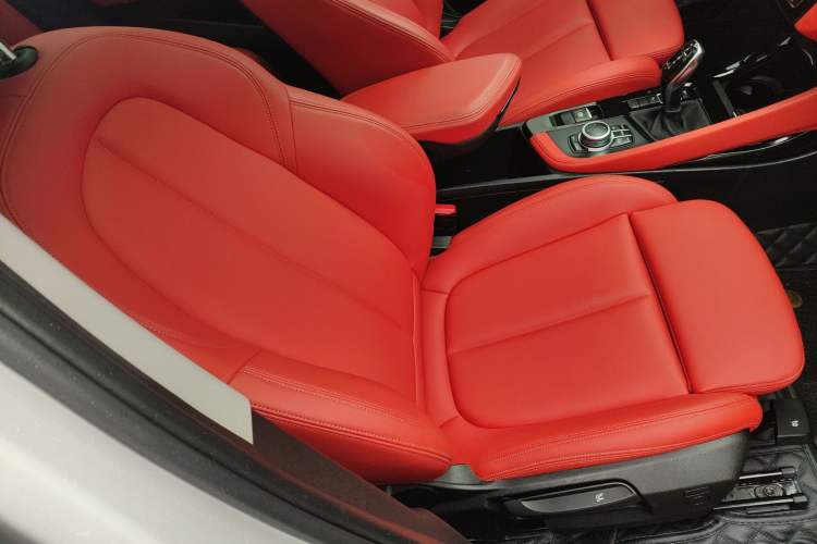 Used BMW X2 2023 sDrive25i M Sport Package Right Front Seat