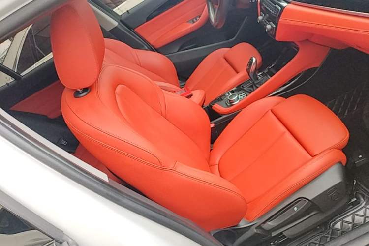 Used BMW X2 2023 sDrive25i M Sport Night Edition Right Front Seat