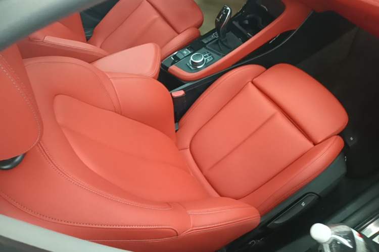 Used BMW X2 2023 sDrive25i M Sport Night Edition Right Front Seat