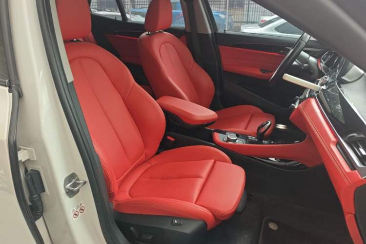 Used BMW X2 2023 sDrive25i M Sport Night Edition Right Front Seat