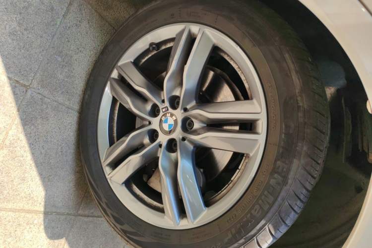 Used BMW X2 2023 sDrive25i M Sport Night Edition Right Front Wheel Hub