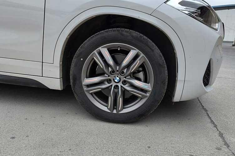 Used BMW X2 2023 sDrive25i M Sport Night Edition Right Front Wheel Hub