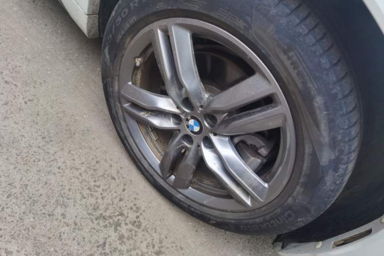 Used BMW X2 2023 sDrive25i M Sport Night Edition Right Front Wheel Hub