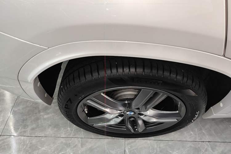 Used BMW X2 2023 sDrive25i M Sport Night Edition Right Rear Wheel Hub