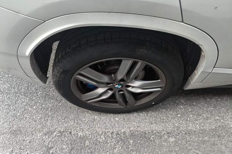 Used BMW X2 2023 sDrive25i M Sport Night Edition Right Rear Wheel Hub