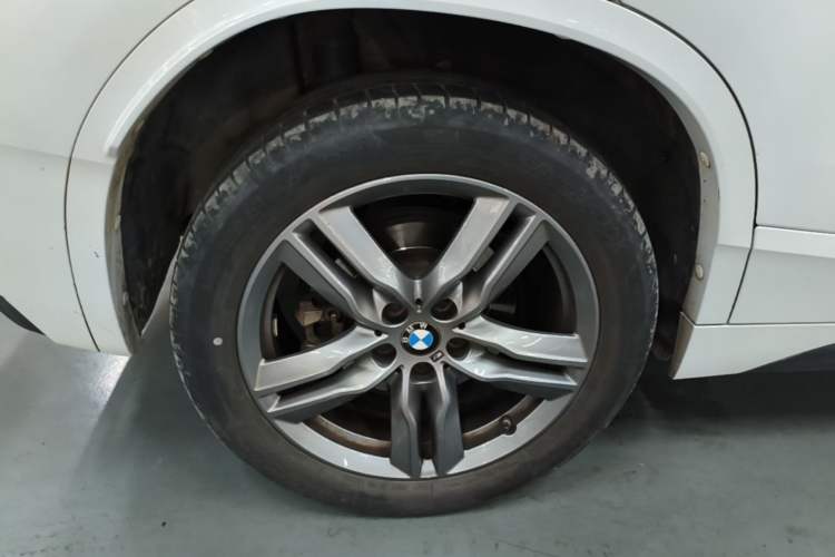 Used BMW X2 2023 sDrive25i M Sport Night Edition Right Rear Wheel Hub