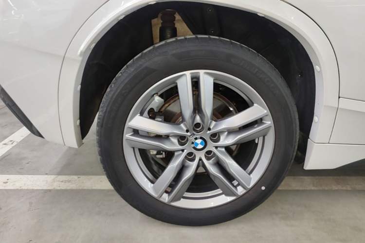 Used BMW X2 2023 sDrive25i M Sport Night Edition Right Rear Wheel Hub