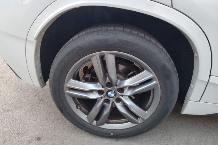 Used BMW X2 2023 sDrive25i M Sport Night Edition Right Rear Wheel Hub