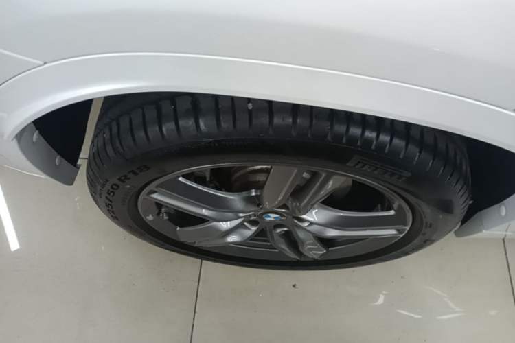 Used BMW X2 2023 sDrive25i M Sport Night Edition Right Rear Wheel Hub